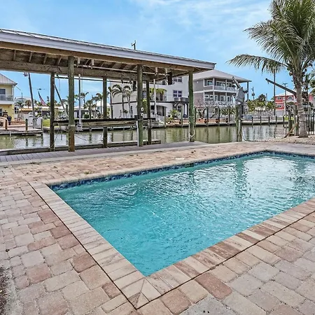 218 Oasis On Ohio- Stunning Pool Home With Dock Access! Home